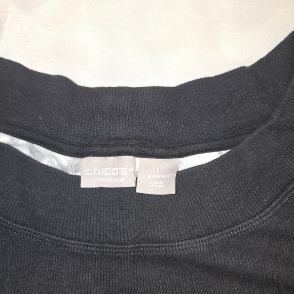 Chico's Zenergy Women Size 1 Black Multi Floral Zip Back 3/4 sleeve - Picture 2 of 9